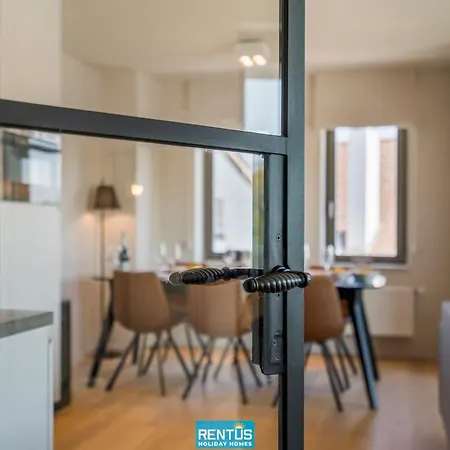 Daire Sealine - Modern At 100m From The